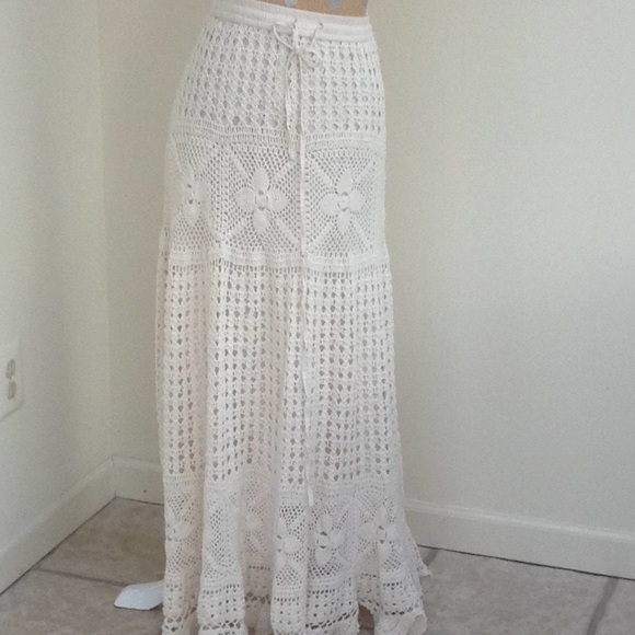 Dresses & Skirts - Boho Lace Maxi Skirt.